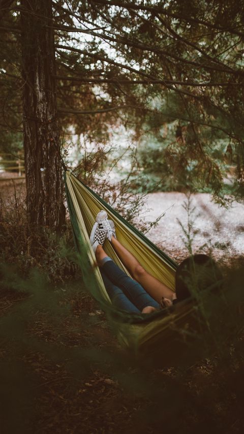 Download wallpaper 2160x3840 hammock, legs, camping, recreation, forest, travel samsung galaxy s4, s5, note, sony xperia z, z1, z2, z3, htc one, lenovo vibe hd background
