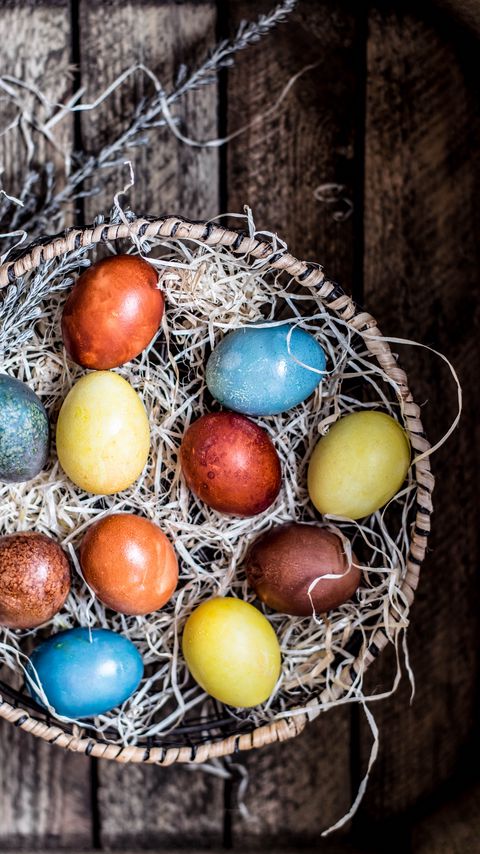 Download wallpaper 2160x3840 eggs, basket, easter, colored, colorful, holiday samsung galaxy s4, s5, note, sony xperia z, z1, z2, z3, htc one, lenovo vibe hd background