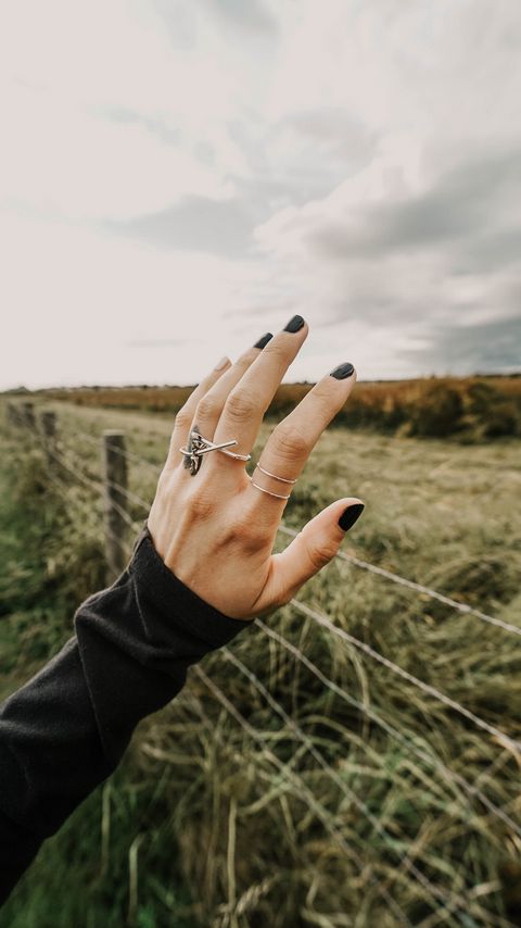 Download wallpaper 2160x3840 hand, fingers, rings, decoration, manicure, field, fence samsung galaxy s4, s5, note, sony xperia z, z1, z2, z3, htc one, lenovo vibe hd background