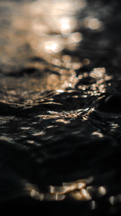 Download wallpaper 2160x3840 wave, ripples, water, surface samsung galaxy s4, s5, note, sony xperia z, z1, z2, z3, htc one, lenovo vibe hd background