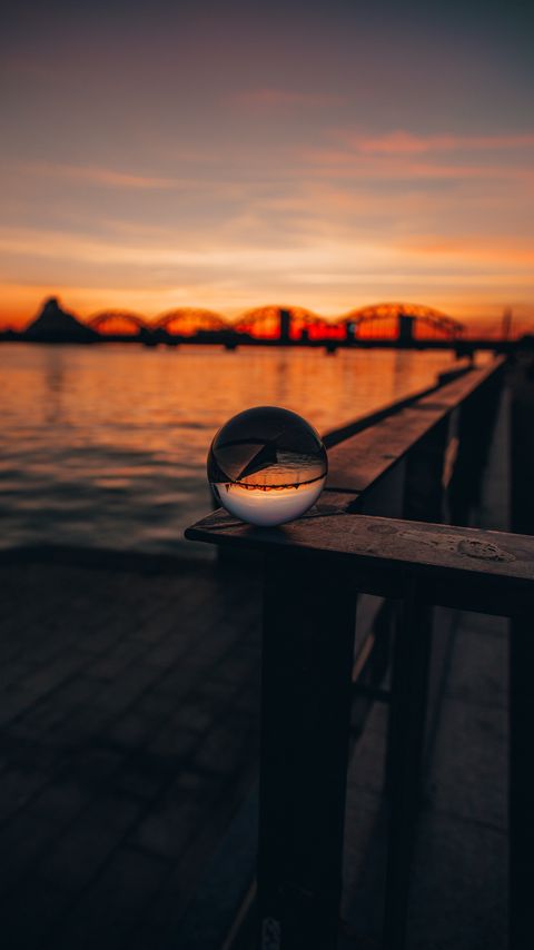 Download wallpaper 2160x3840 crystal ball, sphere, reflection, sunset, twilight samsung galaxy s4, s5, note, sony xperia z, z1, z2, z3, htc one, lenovo vibe hd background