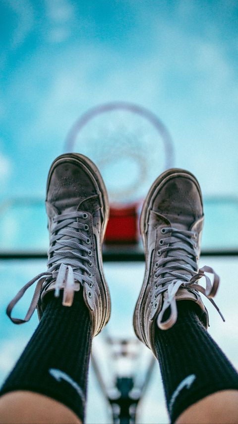 Download wallpaper 2160x3840 legs, sneakers, shoes, sky, basketball hoop samsung galaxy s4, s5, note, sony xperia z, z1, z2, z3, htc one, lenovo vibe hd background