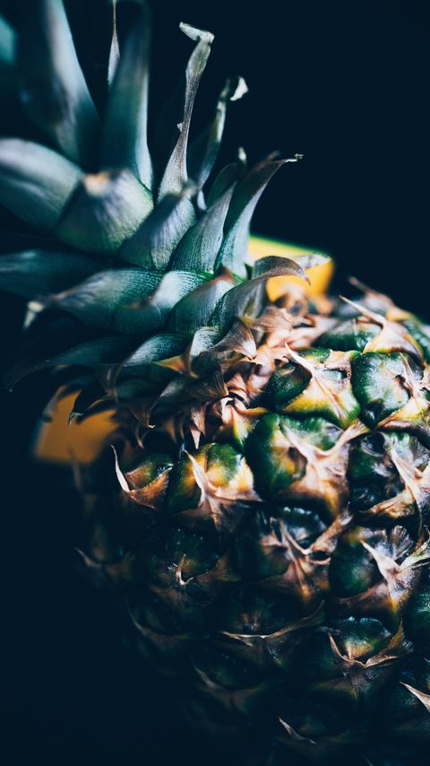 Download wallpaper 2160x3840 pineapple, fruit, tropical, exotic, closeup samsung galaxy s4, s5, note, sony xperia z, z1, z2, z3, htc one, lenovo vibe hd background