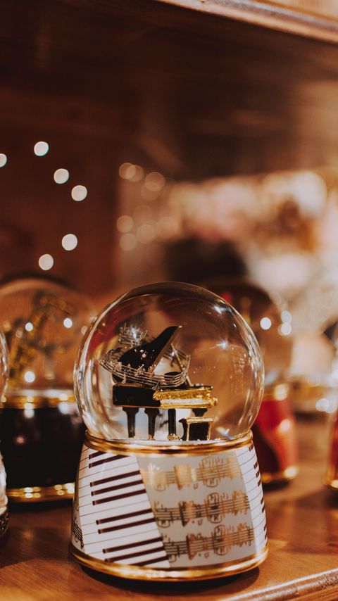 Download wallpaper 2160x3840 crystal ball, piano, new year, christmas, toy samsung galaxy s4, s5, note, sony xperia z, z1, z2, z3, htc one, lenovo vibe hd background