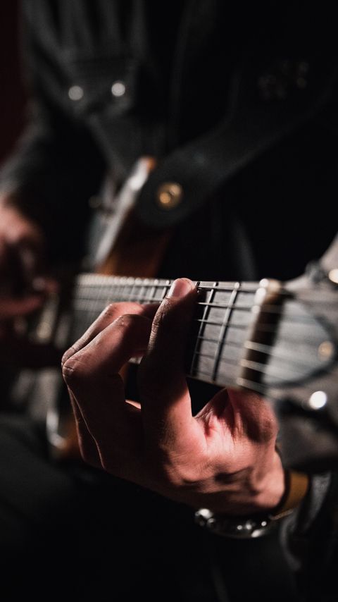 Download wallpaper 2160x3840 guitar, hands, fingers, guitarist, musician samsung galaxy s4, s5, note, sony xperia z, z1, z2, z3, htc one, lenovo vibe hd background