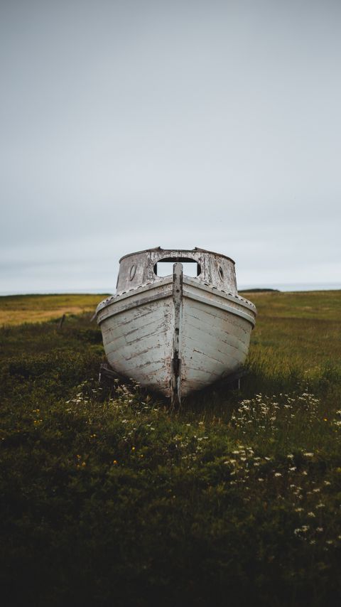 Download wallpaper 2160x3840 boat, ruins, old, grass, wooden samsung galaxy s4, s5, note, sony xperia z, z1, z2, z3, htc one, lenovo vibe hd background
