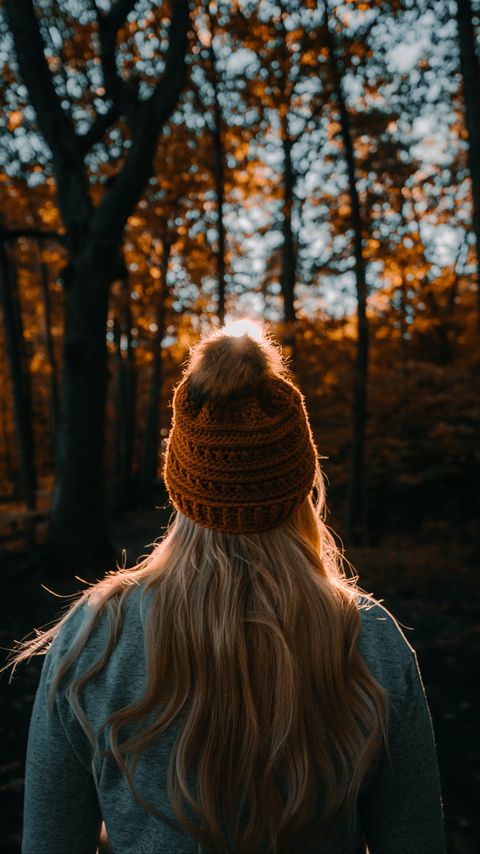 Download wallpaper 2160x3840 girl, hat, hair, forest, rays samsung galaxy s4, s5, note, sony xperia z, z1, z2, z3, htc one, lenovo vibe hd background