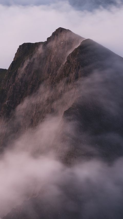 Download wallpaper 2160x3840 mountains, slope, fog, clouds samsung galaxy s4, s5, note, sony xperia z, z1, z2, z3, htc one, lenovo vibe hd background