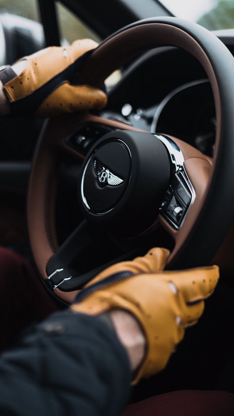 Download wallpaper 2160x3840 bentley, steering wheel, hands, gloves, car samsung galaxy s4, s5, note, sony xperia z, z1, z2, z3, htc one, lenovo vibe hd background