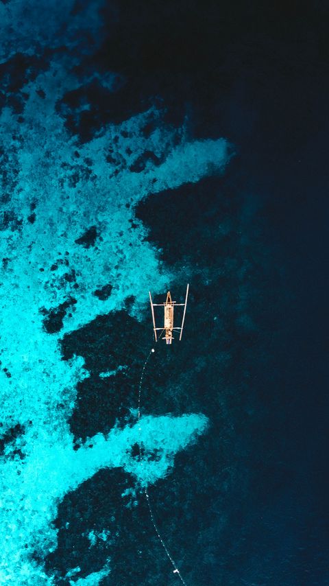 Download wallpaper 2160x3840 boat, sea, aerial view, water, reef samsung galaxy s4, s5, note, sony xperia z, z1, z2, z3, htc one, lenovo vibe hd background