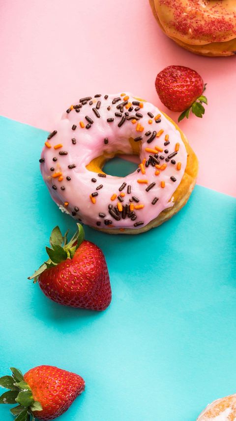Download wallpaper 2160x3840 donuts, strawberries, berries, dessert, sweets samsung galaxy s4, s5, note, sony xperia z, z1, z2, z3, htc one, lenovo vibe hd background