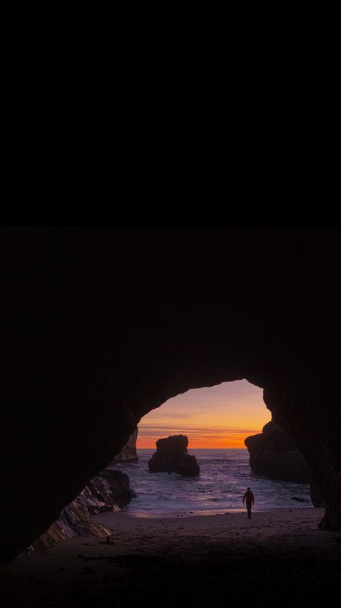 Download wallpaper 2160x3840 cave, rocks, silhouette, water, sunset samsung galaxy s4, s5, note, sony xperia z, z1, z2, z3, htc one, lenovo vibe hd background