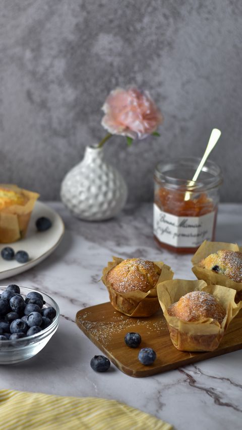Download wallpaper 2160x3840 muffins, blueberries, berries, honey, dessert samsung galaxy s4, s5, note, sony xperia z, z1, z2, z3, htc one, lenovo vibe hd background
