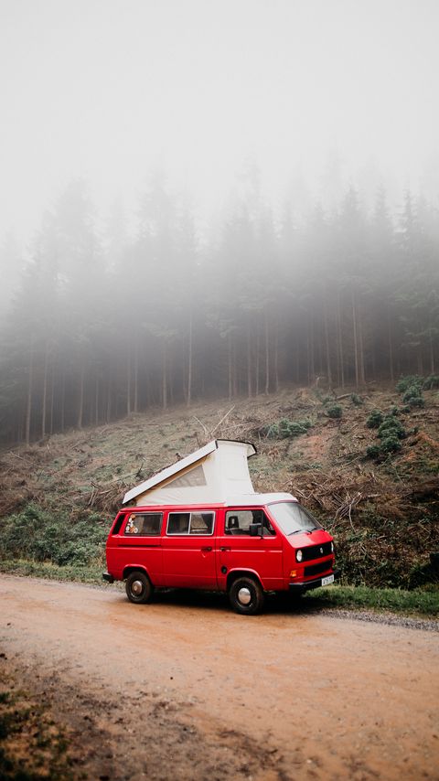Download wallpaper 2160x3840 van, car, red, fog, nature, travel samsung galaxy s4, s5, note, sony xperia z, z1, z2, z3, htc one, lenovo vibe hd background