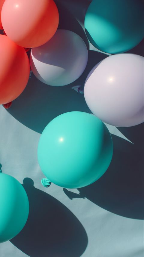 Download wallpaper 2160x3840 balloons, balls, glare samsung galaxy s4, s5, note, sony xperia z, z1, z2, z3, htc one, lenovo vibe hd background