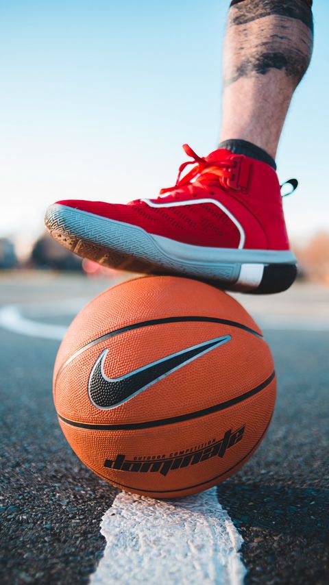 Download wallpaper 2160x3840 basketball ball, basketball, leg, playground samsung galaxy s4, s5, note, sony xperia z, z1, z2, z3, htc one, lenovo vibe hd background