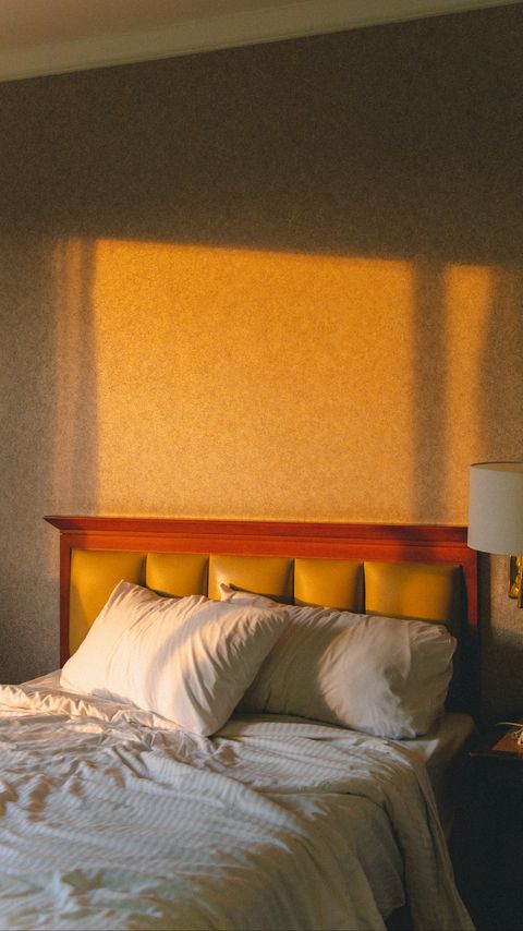 Download wallpaper 2160x3840 bed, pillows, interior, aesthetics samsung galaxy s4, s5, note, sony xperia z, z1, z2, z3, htc one, lenovo vibe hd background