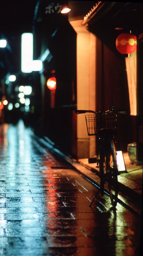 Download wallpaper 2160x3840 bike, street, rain, night, dark samsung galaxy s4, s5, note, sony xperia z, z1, z2, z3, htc one, lenovo vibe hd background