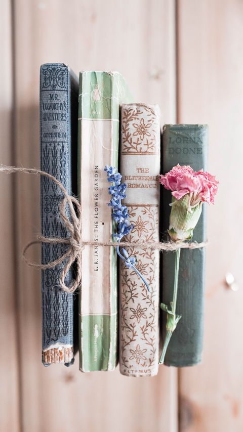 Download wallpaper 2160x3840 books, flowers, rope samsung galaxy s4, s5, note, sony xperia z, z1, z2, z3, htc one, lenovo vibe hd background