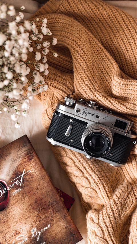 Download wallpaper 2160x3840 camera, lens, flowers, book, cloth samsung galaxy s4, s5, note, sony xperia z, z1, z2, z3, htc one, lenovo vibe hd background