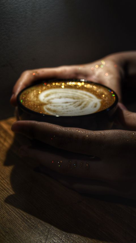 Download wallpaper 2160x3840 cappuccino, coffee, mug, hands, glitter samsung galaxy s4, s5, note, sony xperia z, z1, z2, z3, htc one, lenovo vibe hd background