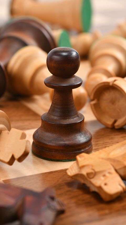 Download wallpaper 2160x3840 chess, pieces, game samsung galaxy s4, s5, note, sony xperia z, z1, z2, z3, htc one, lenovo vibe hd background