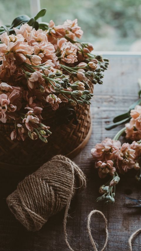 Download wallpaper 2160x3840 flowers, bouquet, basket, threads samsung galaxy s4, s5, note, sony xperia z, z1, z2, z3, htc one, lenovo vibe hd background