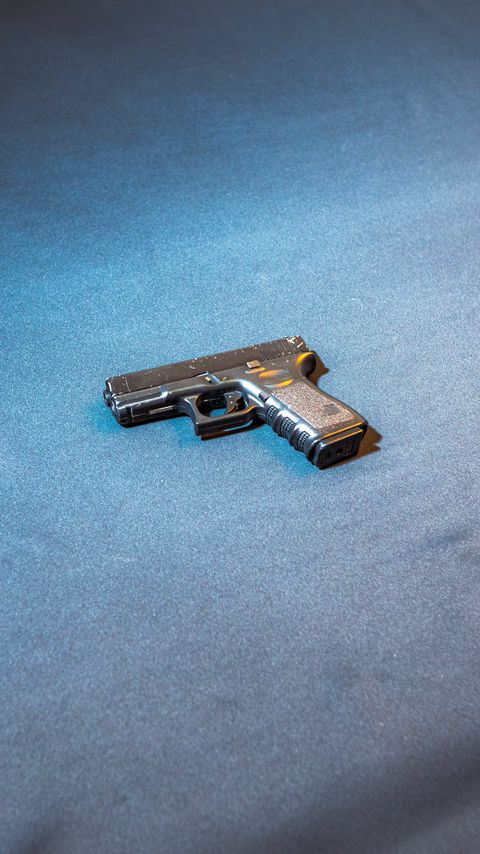 Download wallpaper 2160x3840 glock, gun, weapon samsung galaxy s4, s5, note, sony xperia z, z1, z2, z3, htc one, lenovo vibe hd background