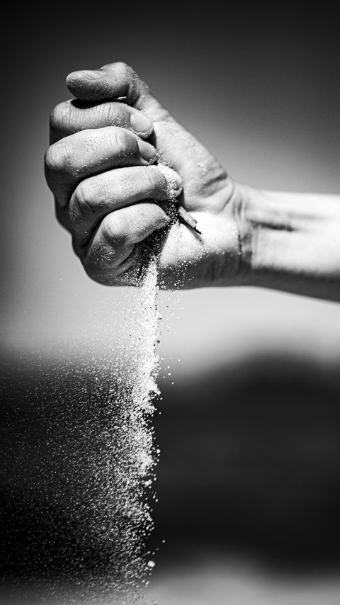 Download wallpaper 2160x3840 hand, fist, sand, black and white samsung galaxy s4, s5, note, sony xperia z, z1, z2, z3, htc one, lenovo vibe hd background