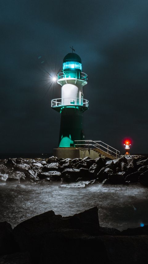 Download wallpaper 2160x3840 lighthouse, building, night, light, coast samsung galaxy s4, s5, note, sony xperia z, z1, z2, z3, htc one, lenovo vibe hd background