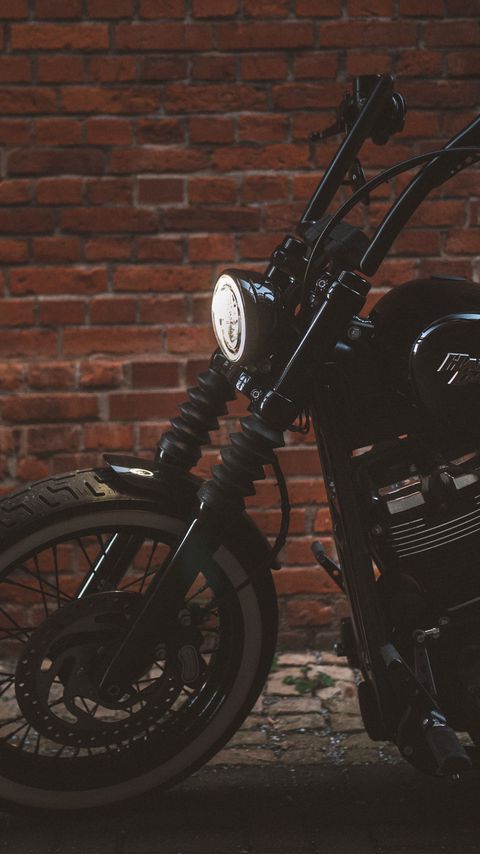 Download wallpaper 2160x3840 motorcycle, bike, black, light, headlight samsung galaxy s4, s5, note, sony xperia z, z1, z2, z3, htc one, lenovo vibe hd background