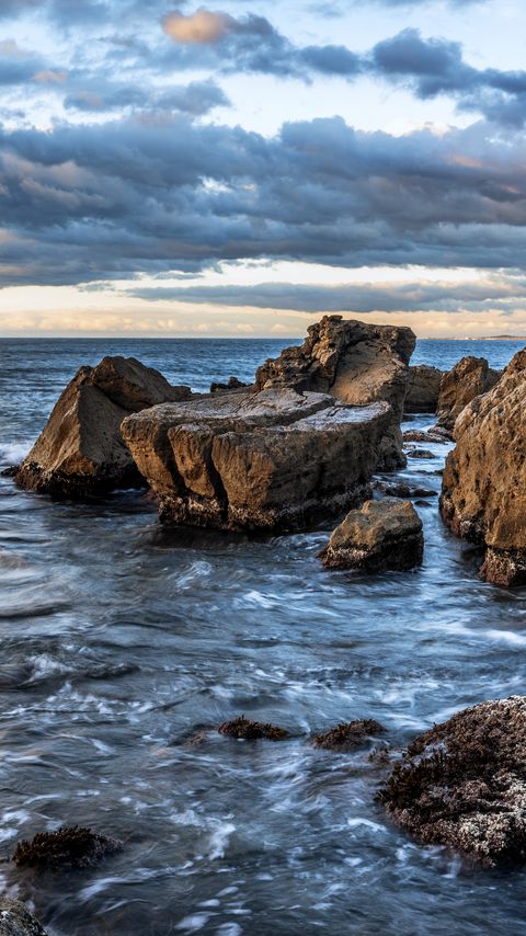 Download wallpaper 2160x3840 ocean, water, rocks, stones samsung galaxy s4, s5, note, sony xperia z, z1, z2, z3, htc one, lenovo vibe hd background