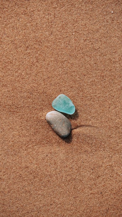 Download wallpaper 2160x3840 sand, stones, pebbles, macro samsung galaxy s4, s5, note, sony xperia z, z1, z2, z3, htc one, lenovo vibe hd background