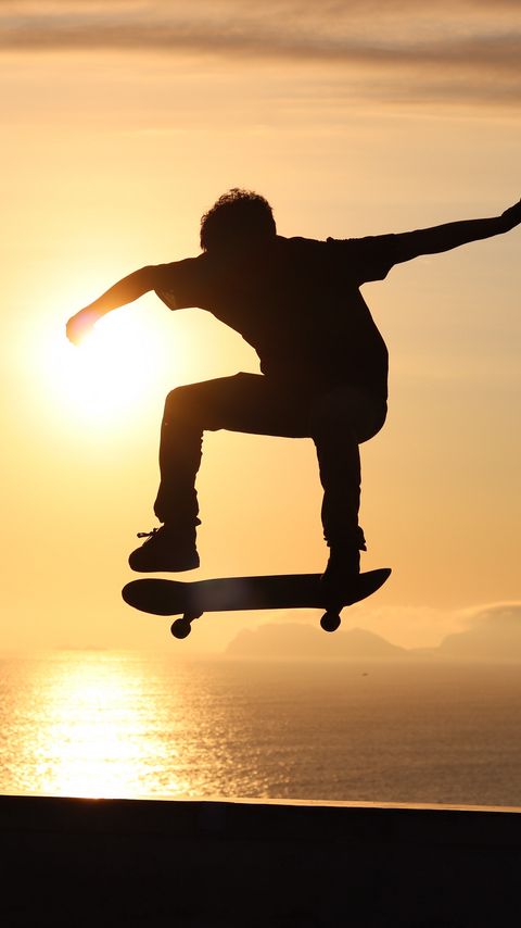 Download wallpaper 2160x3840 skateboard, skate, skater, trick, silhouette, sunset samsung galaxy s4, s5, note, sony xperia z, z1, z2, z3, htc one, lenovo vibe hd background