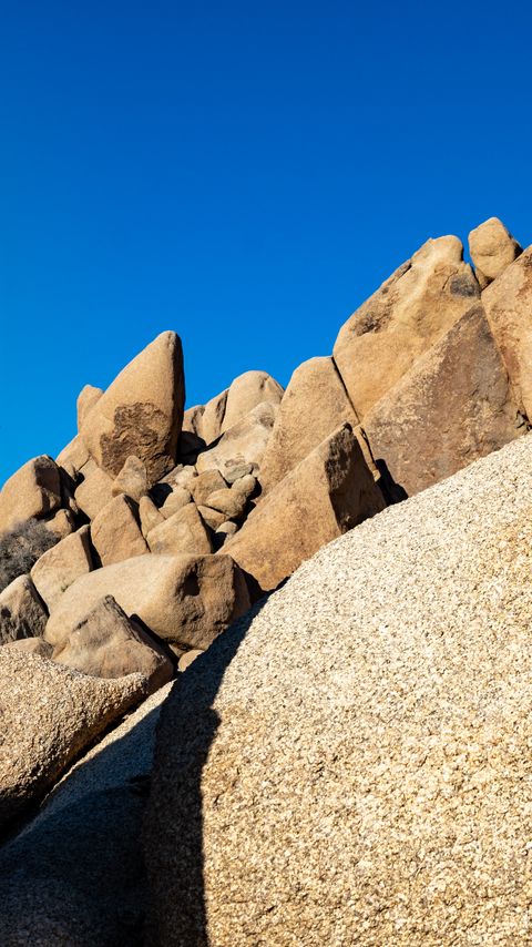 Download wallpaper 2160x3840 stones, boulders, sky, nature samsung galaxy s4, s5, note, sony xperia z, z1, z2, z3, htc one, lenovo vibe hd background