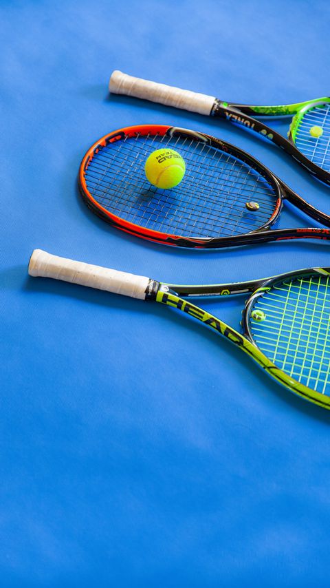 Download wallpaper 2160x3840 tennis, rackets, ball, sports samsung galaxy s4, s5, note, sony xperia z, z1, z2, z3, htc one, lenovo vibe hd background