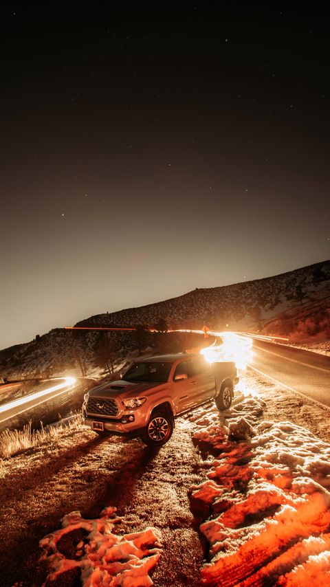 Download wallpaper 2160x3840 toyota, car, suv, gray, light, long exposure, road samsung galaxy s4, s5, note, sony xperia z, z1, z2, z3, htc one, lenovo vibe hd background