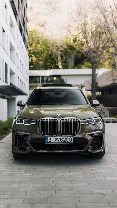 Download wallpaper 2160x3840 bmw, car, suv, green samsung galaxy s4, s5, note, sony xperia z, z1, z2, z3, htc one, lenovo vibe hd background