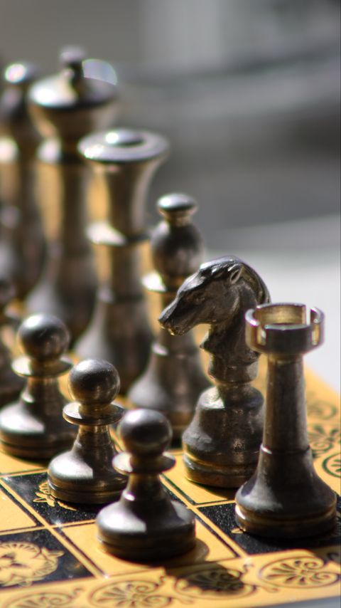 Download wallpaper 2160x3840 chess, game, board, pieces, metal samsung galaxy s4, s5, note, sony xperia z, z1, z2, z3, htc one, lenovo vibe hd background