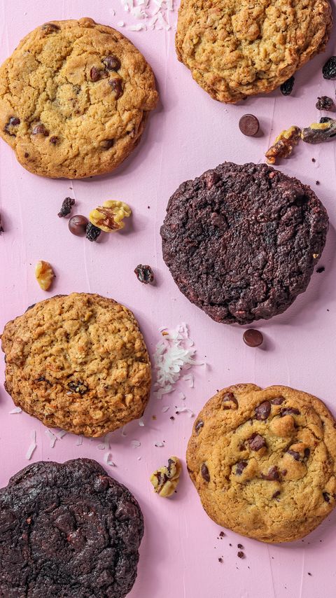 Download wallpaper 2160x3840 cookies, chocolate, raisins, dessert samsung galaxy s4, s5, note, sony xperia z, z1, z2, z3, htc one, lenovo vibe hd background