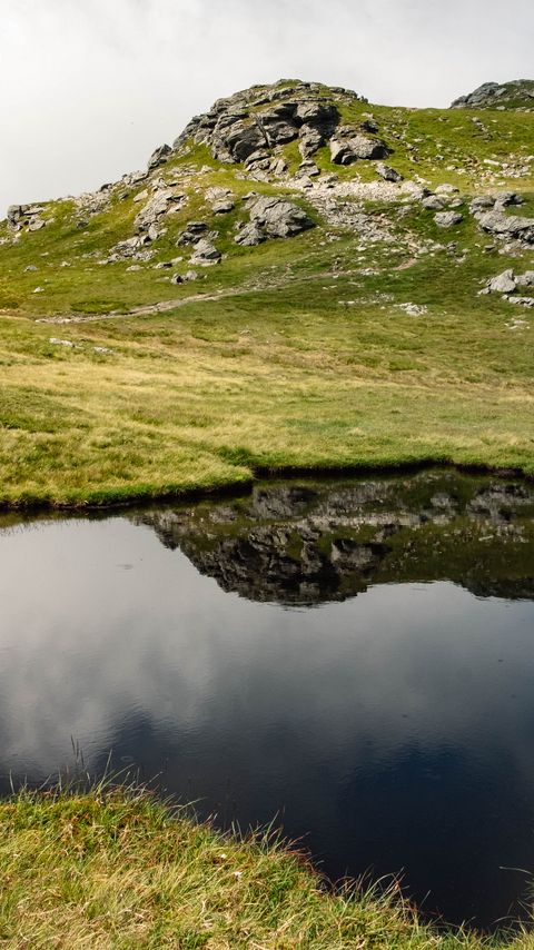 Download wallpaper 2160x3840 hill, relief, water, reflection, nature, landscape samsung galaxy s4, s5, note, sony xperia z, z1, z2, z3, htc one, lenovo vibe hd background