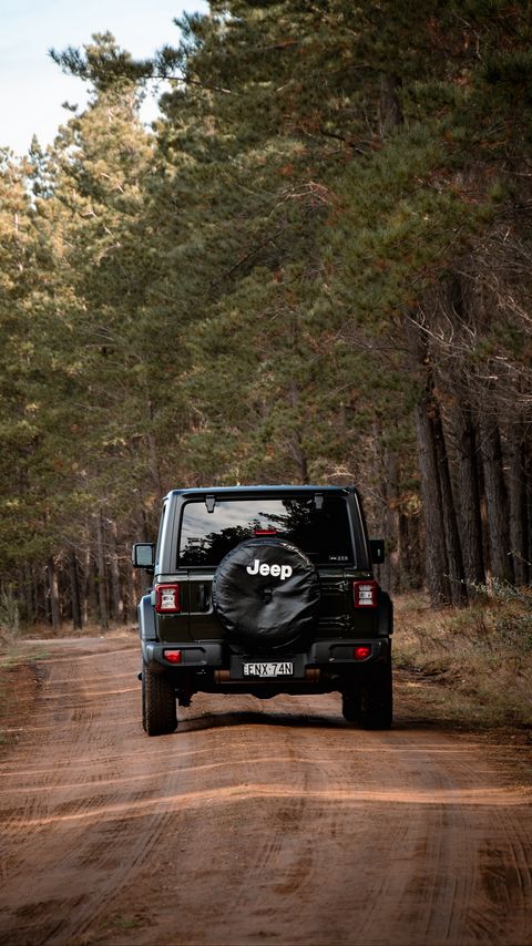 Download wallpaper 2160x3840 jeep wrangler, jeep, car, suv, black, forest, road samsung galaxy s4, s5, note, sony xperia z, z1, z2, z3, htc one, lenovo vibe hd background