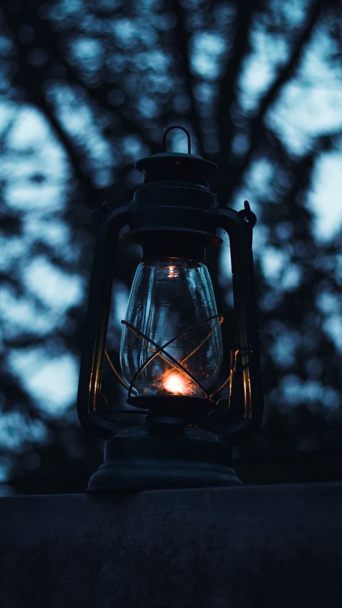 Download wallpaper 2160x3840 lantern, lamp, light, glow samsung galaxy s4, s5, note, sony xperia z, z1, z2, z3, htc one, lenovo vibe hd background