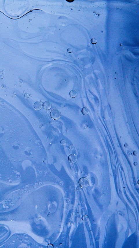 Download wallpaper 2160x3840 liquid, bubbles, abstraction, blue samsung galaxy s4, s5, note, sony xperia z, z1, z2, z3, htc one, lenovo vibe hd background