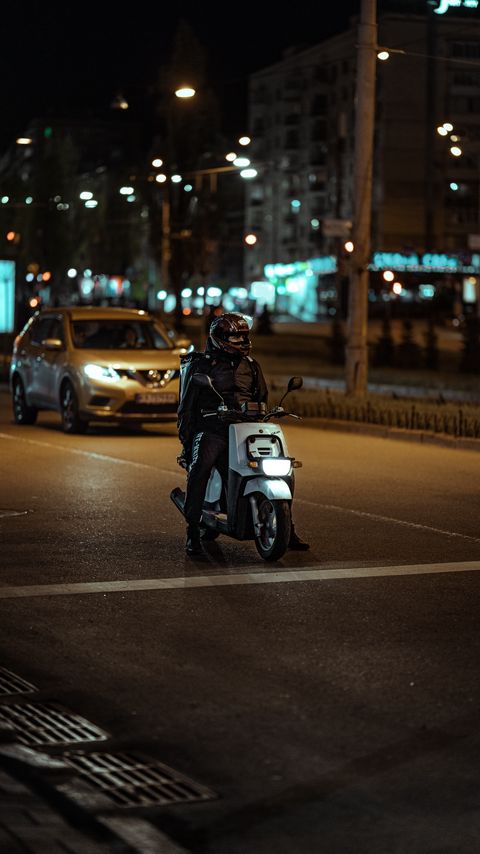 Download wallpaper 2160x3840 moped, road, night samsung galaxy s4, s5, note, sony xperia z, z1, z2, z3, htc one, lenovo vibe hd background