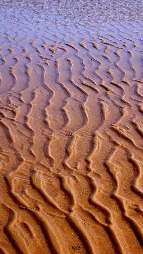 Download wallpaper 2160x3840 sand, waves, beach, water samsung galaxy s4, s5, note, sony xperia z, z1, z2, z3, htc one, lenovo vibe hd background