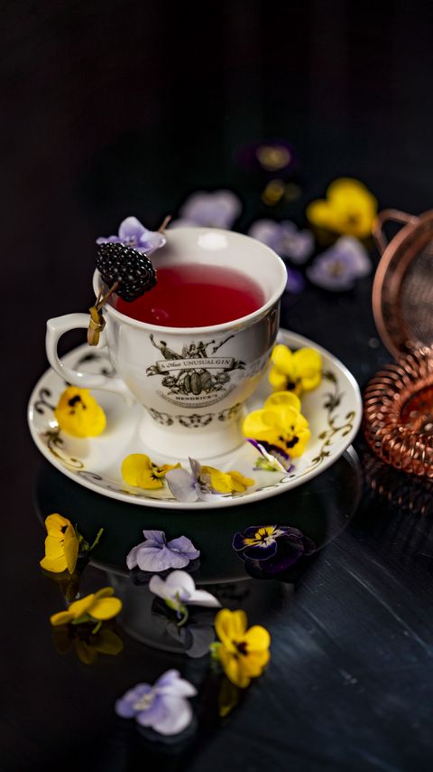 Download wallpaper 2160x3840 tea, drink, cup, flowers samsung galaxy s4, s5, note, sony xperia z, z1, z2, z3, htc one, lenovo vibe hd background