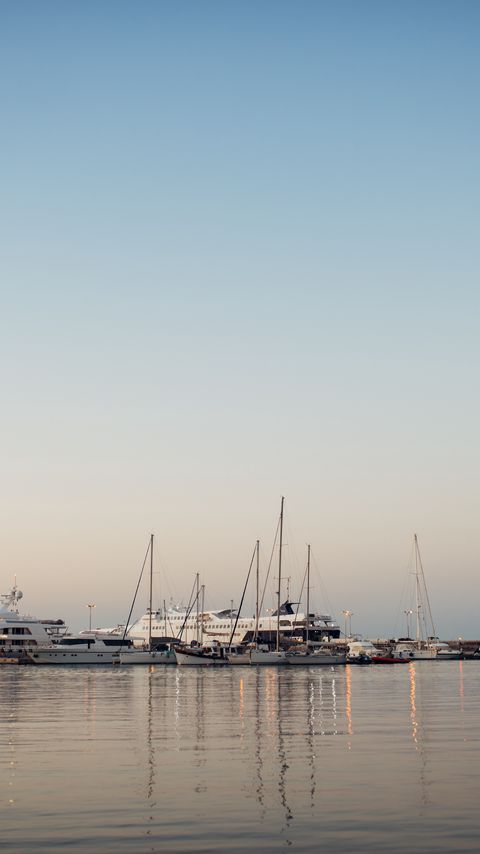 Download wallpaper 2160x3840 yachts, boats, sea, water, twilight samsung galaxy s4, s5, note, sony xperia z, z1, z2, z3, htc one, lenovo vibe hd background