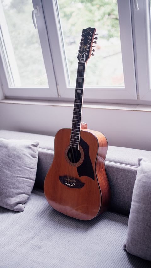 Download wallpaper 2160x3840 acoustic guitar, guitar, music, musical instrument samsung galaxy s4, s5, note, sony xperia z, z1, z2, z3, htc one, lenovo vibe hd background