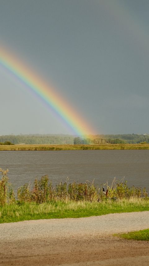 Download wallpaper 2160x3840 lake, horizon, rainbow, landscape, nature samsung galaxy s4, s5, note, sony xperia z, z1, z2, z3, htc one, lenovo vibe hd background